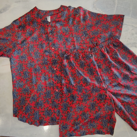 Soo Silks Other - COPY - NWT Silk Pajama Set- Short Sleeves + Pants | Vintage Asian Print PJ